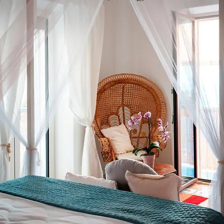 Bed & Breakfast Luxury With Stunning Sea View In