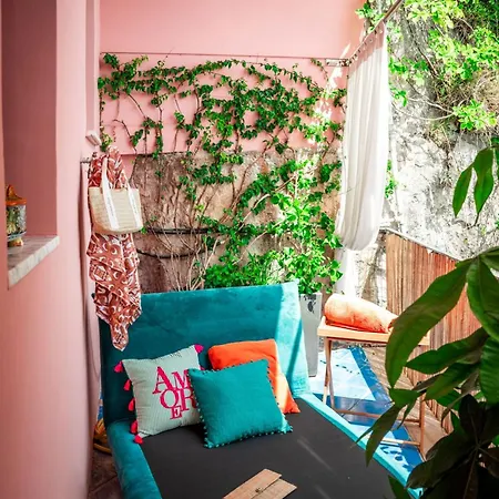 Luxury With Stunning Sea View In Bed & Breakfast