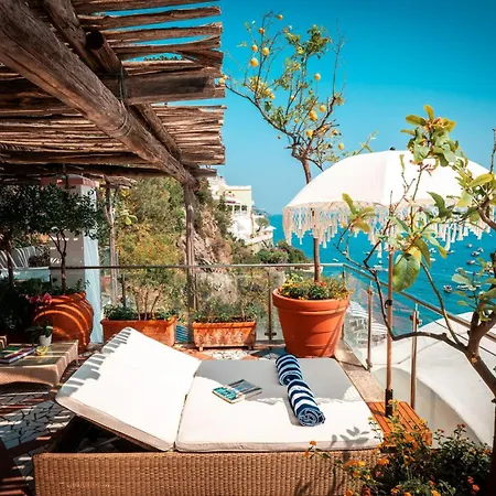 Luxury With Stunning Sea View In *